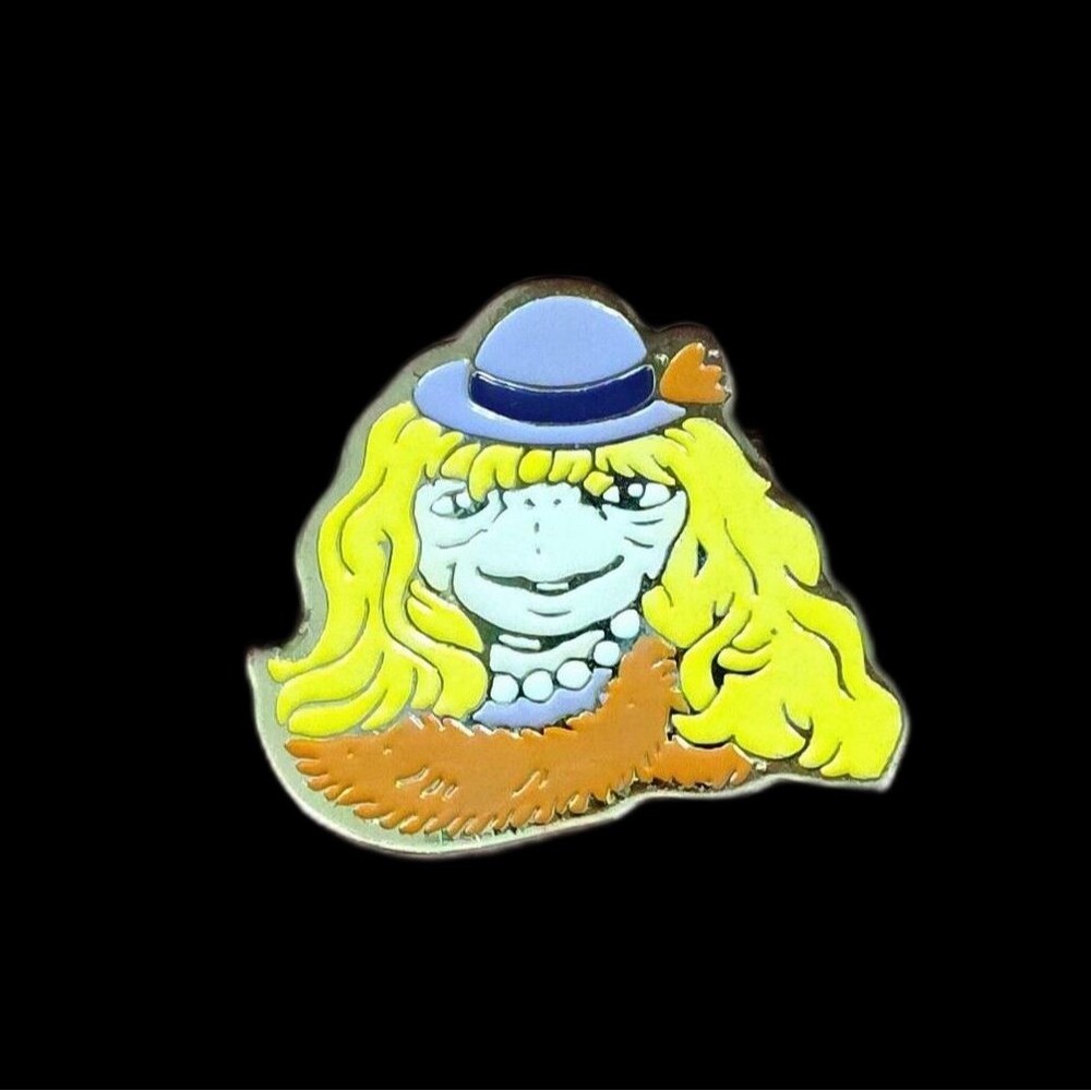 Vintage 1982 E.T. Enamel Lapel Universal Studios Hat Pin ET Extraterrestrial Sm